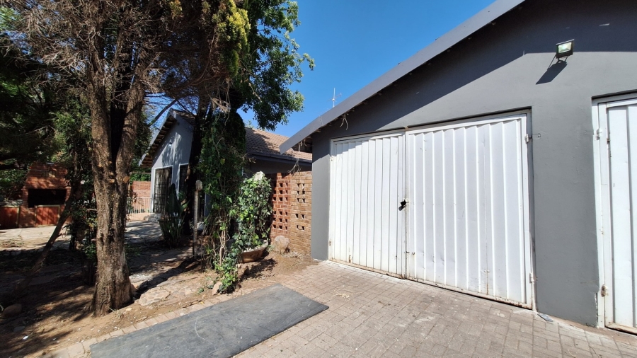 4 Bedroom Property for Sale in Riebeeckstad Free State